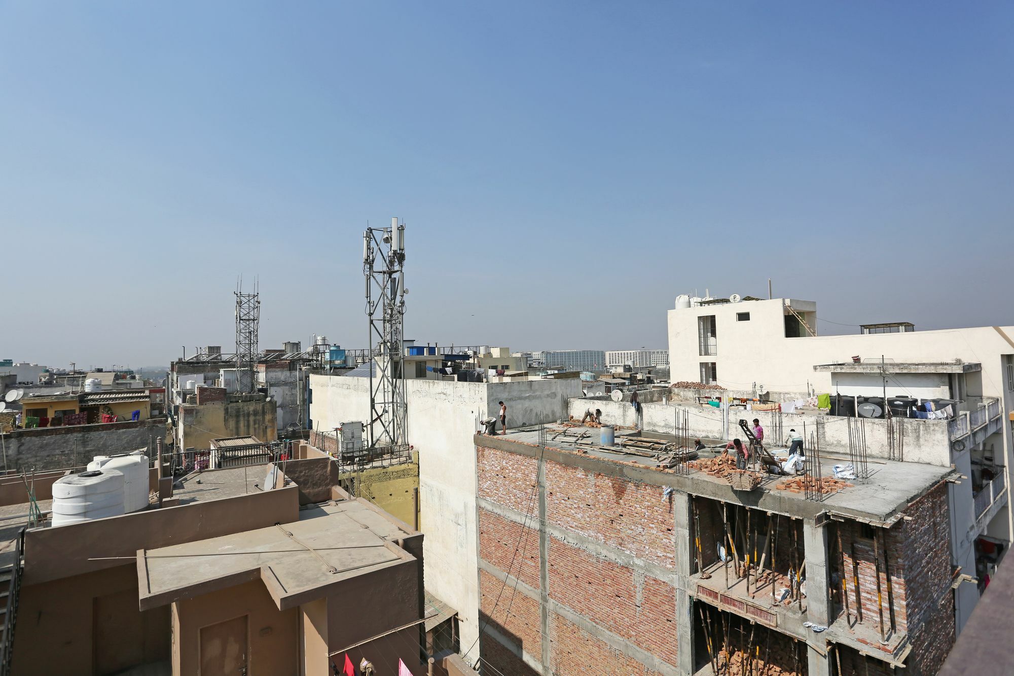 Super Hotel O Mahal New Delhi Bagian luar foto